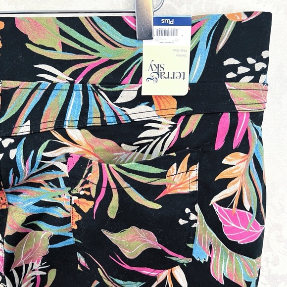 Terra & Sky NWT High Waist Jeggings In Tropical Print Plus Size 3X (24W-26W) New - Picture 5 of 10